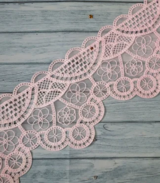 Elegant Crochet Organza Scolap Lace