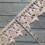 Hanging Cotton White Flower Sequence Lace, 3.5 inch wide, 1 metre length