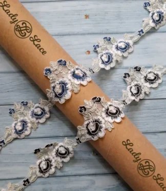 Flower sequin lace, 2.5 inch width, 1 yard length