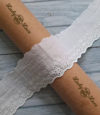 Mint green cotton hakoba lace, 3 inch width, 1 yard length