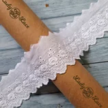 White cotton hakoba lace trim, 3 inch width, 1 metre length