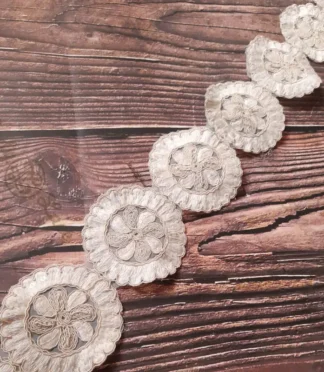 Beige tiny cord lace, 2.5 inch width, 1 yard length