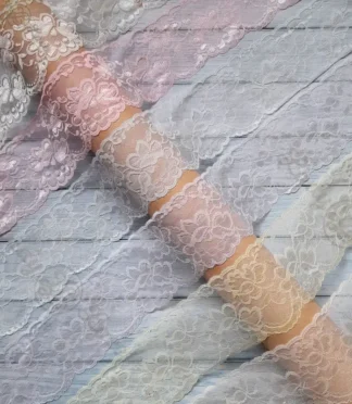 Imported Chantilly Flower Lace Trim, 3.5 Inch, 1 Yard length